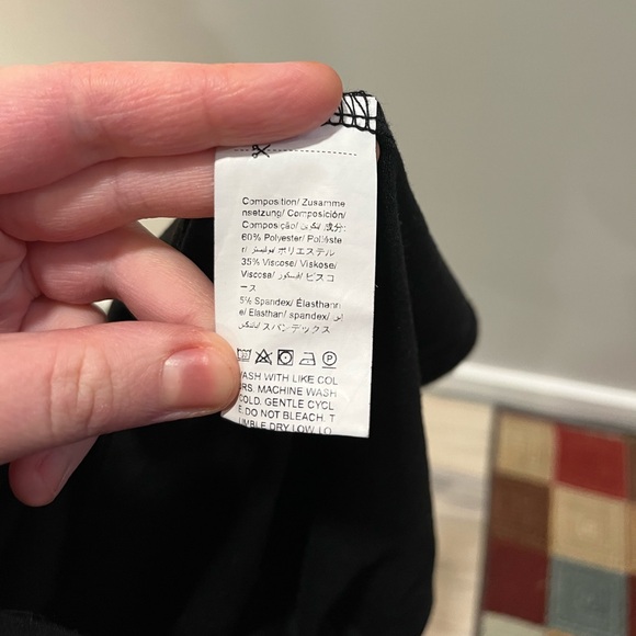 Black Off-the-Shoulder Dress - Picture 6 of 6